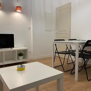  Appartement A 2 Pas Du Vieux Port T2